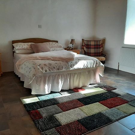 Traditional Cosy Cottage With Beautiful Views เวสต์พอร์ต ภายนอก รูปภาพ