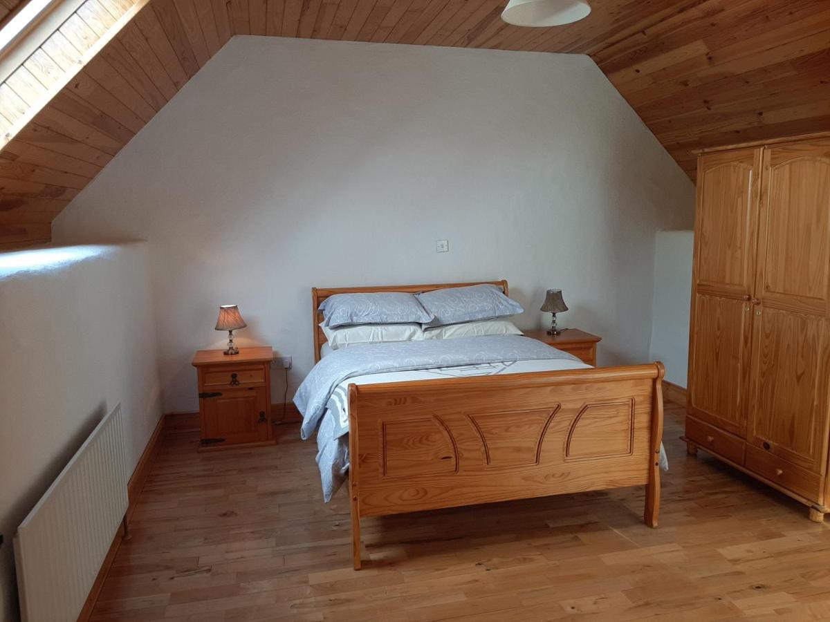 Traditional Cosy Cottage With Beautiful Views เวสต์พอร์ต ภายนอก รูปภาพ